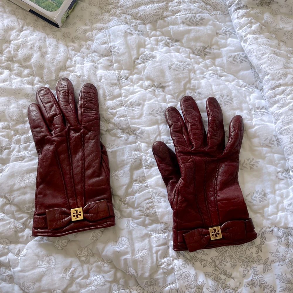Tory Burch Burgundy Leather Gloves